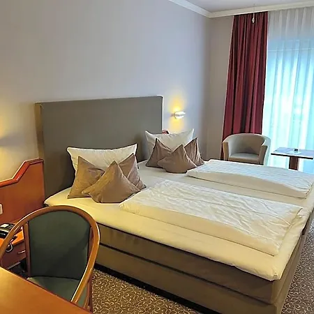 Victoria Hotel